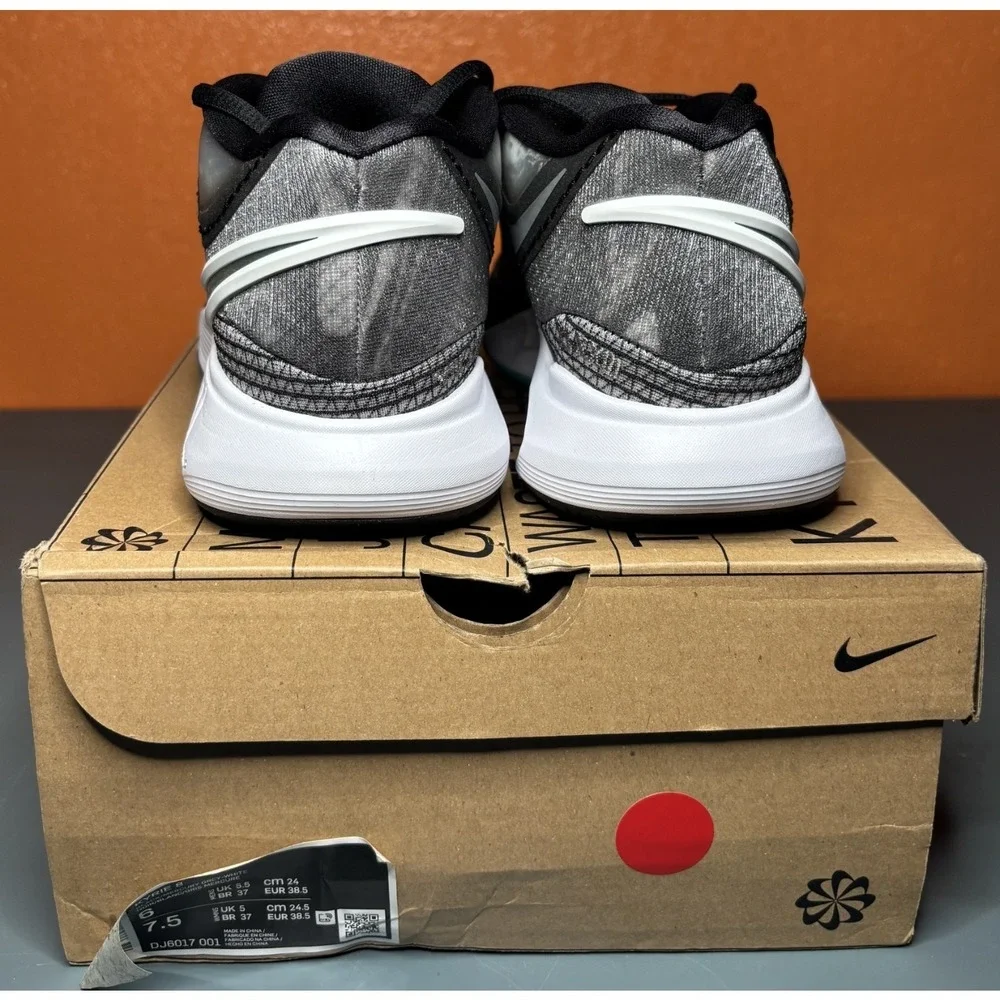 Kyrie 8‎ Mercury Grey